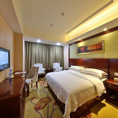Vienna Hotel Zhangjiajie North Railway Station Экстерьер фото